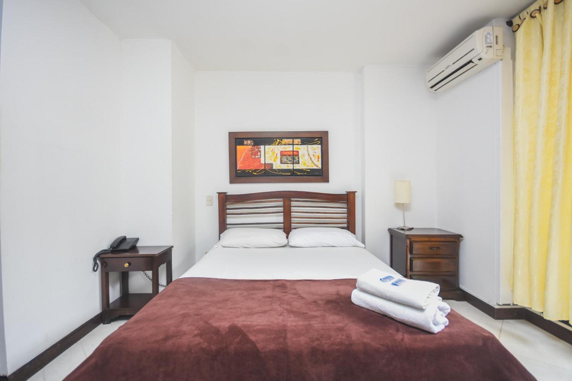 Hotel Estadio Real Меделин Екстериор снимка