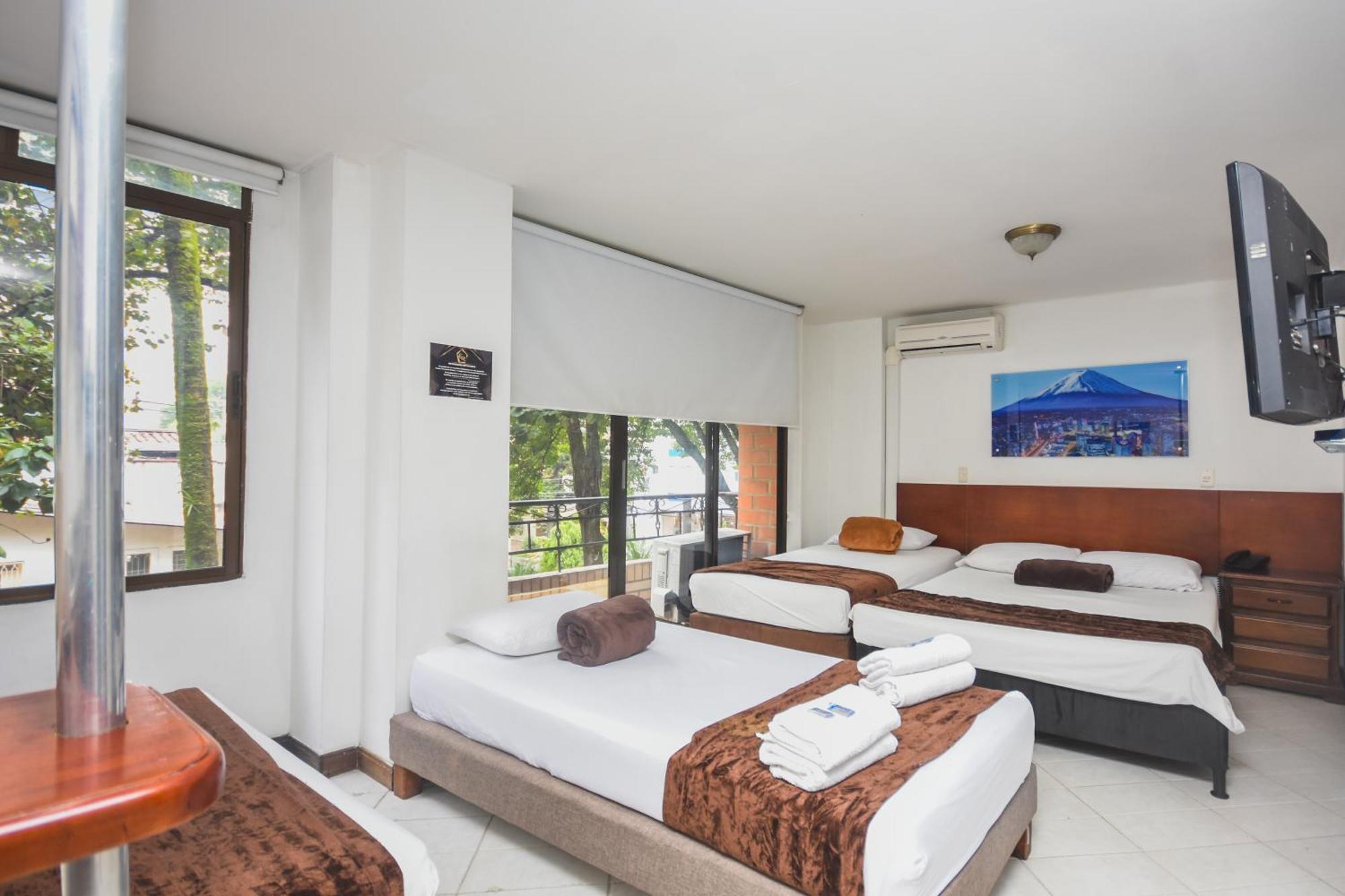 Hotel Estadio Real Меделин Екстериор снимка