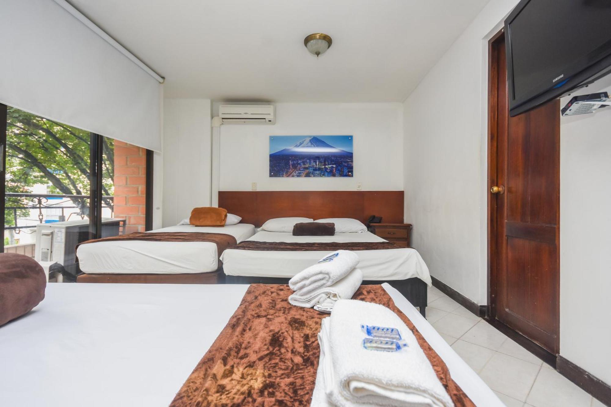 Hotel Estadio Real Меделин Екстериор снимка