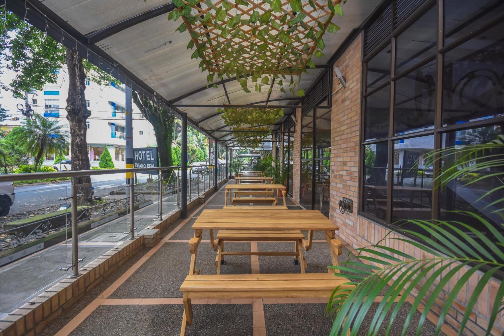 Hotel Estadio Real Меделин Екстериор снимка
