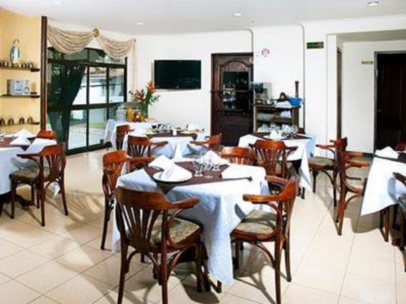 Hotel Estadio Real Меделин Екстериор снимка